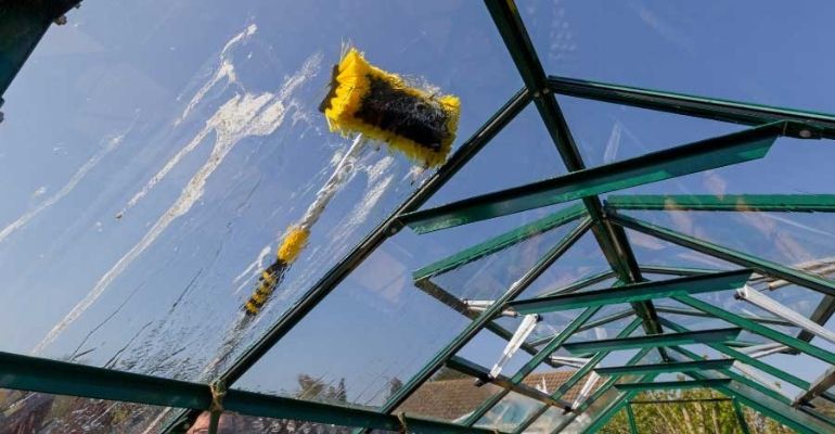 Cleaning greenhouses