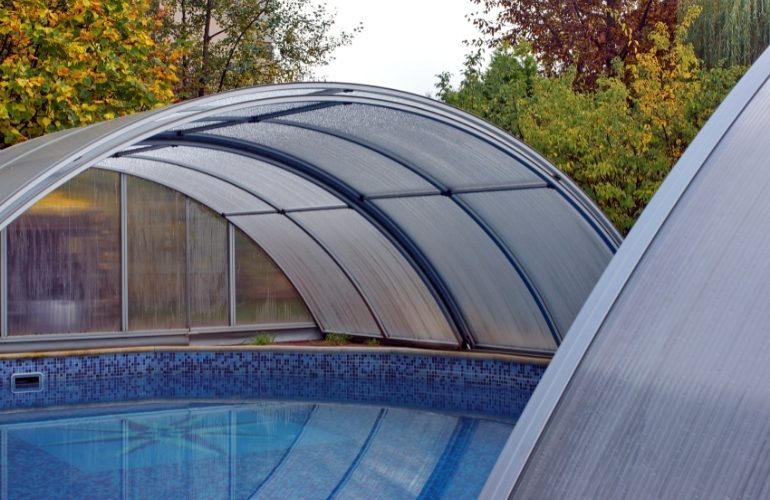 Twin wall polycarbonate panel